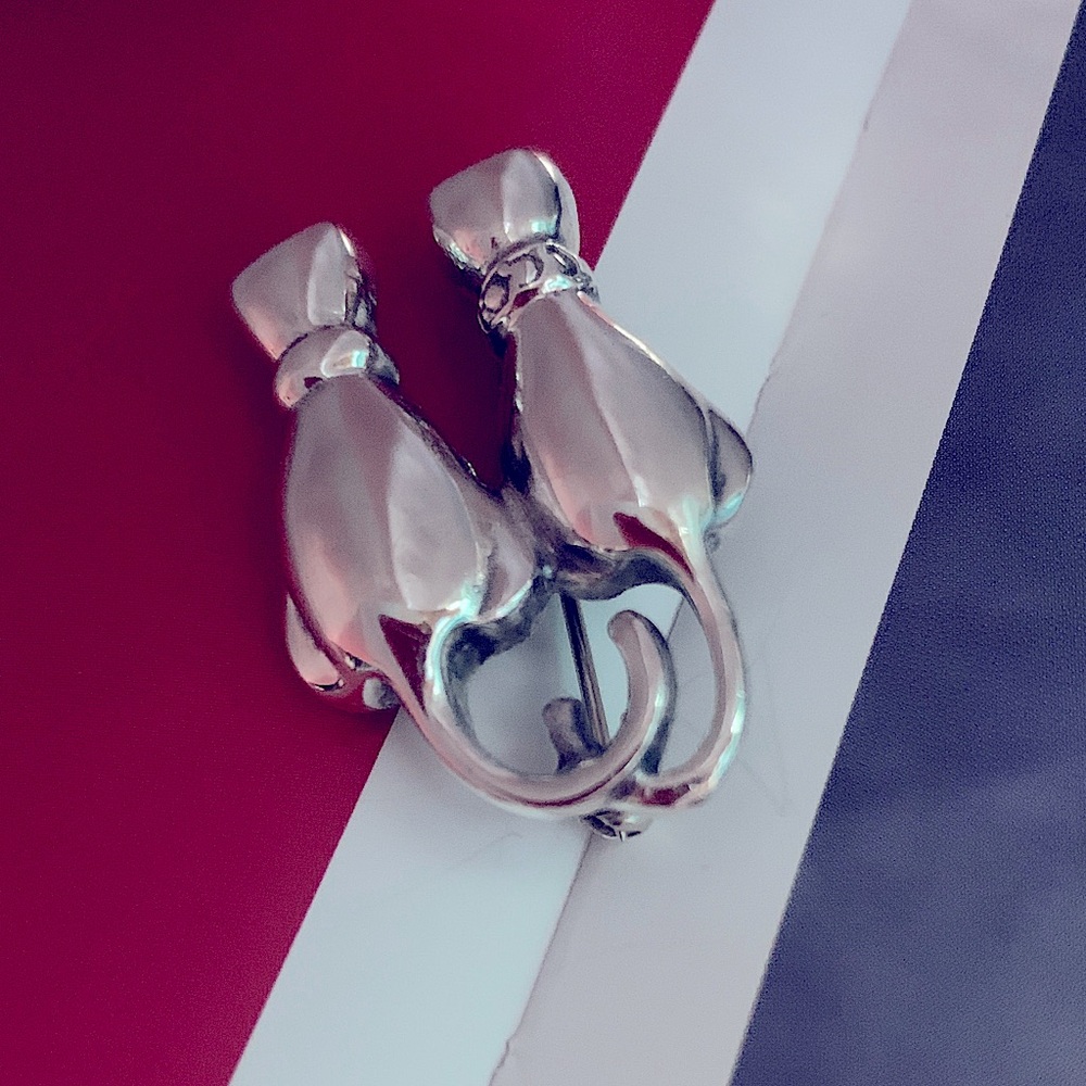 Vintage Sterling Silver Cat Couple Brooch